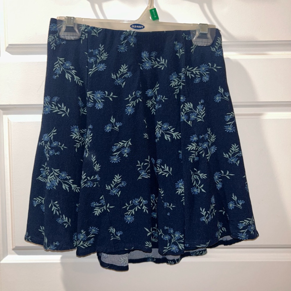 AE Flowy skirt